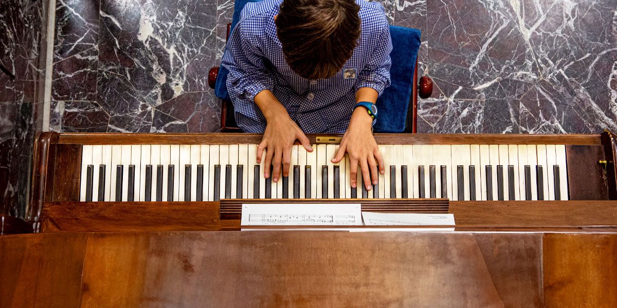 Musica Extraescolars Decroly